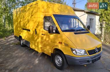 Грузовой фургон Mercedes-Benz Sprinter 2004 в 