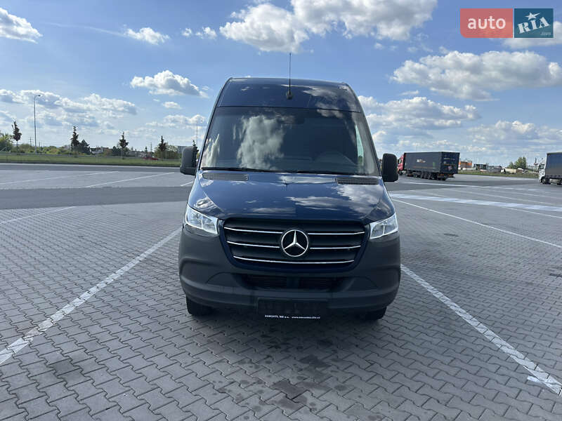 Вантажний фургон Mercedes-Benz Sprinter 2019 в Тячеві