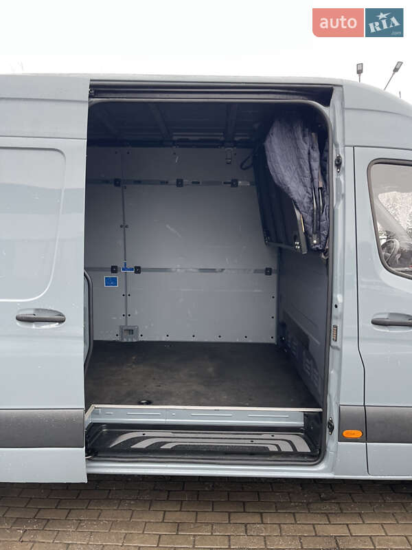 Вантажний фургон Mercedes-Benz Sprinter 2021 в Рівному