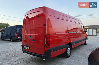Вантажний фургон Mercedes-Benz Sprinter 2021 в 