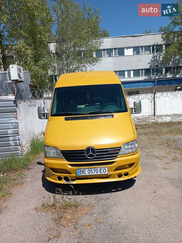 Микроавтобус Mercedes-Benz Sprinter 2001 в 