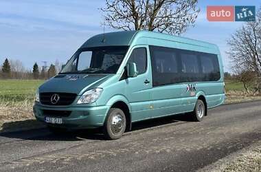Туристичний / Міжміський автобус Mercedes-Benz Sprinter 2013 в 