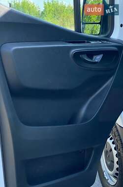 Грузовой фургон Mercedes-Benz Sprinter 2019 в 