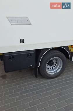 Вантажний фургон Mercedes-Benz Sprinter 2017 в 