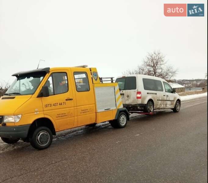 Эвакуатор Mercedes-Benz Sprinter 1997 в 