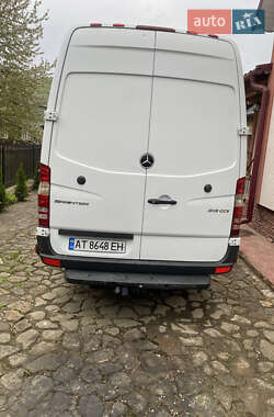 Грузовой фургон Mercedes-Benz Sprinter 2015 в 
