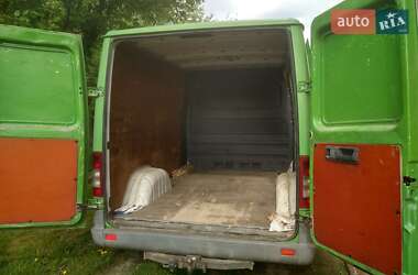 Вантажний фургон Mercedes-Benz Sprinter 2005 в 