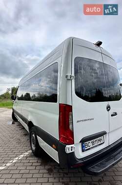 Вантажопасажирський фургон Mercedes-Benz Sprinter 2020 в 
