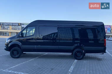 Вантажний фургон Mercedes-Benz Sprinter 2022 в 