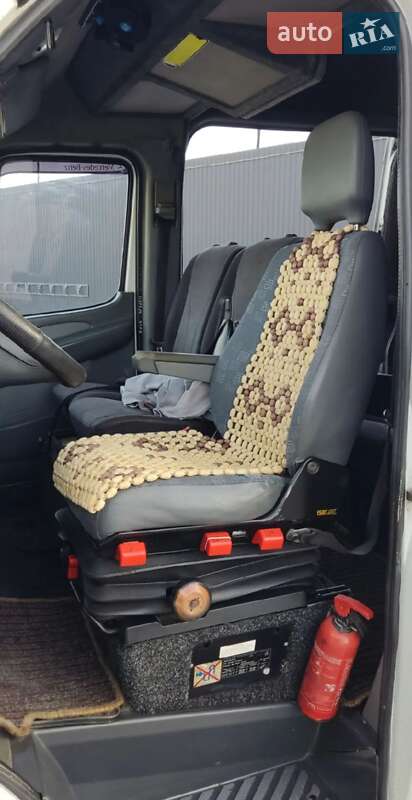 Грузопассажирский фургон Mercedes-Benz Sprinter 2001 в Каменец-Подольском