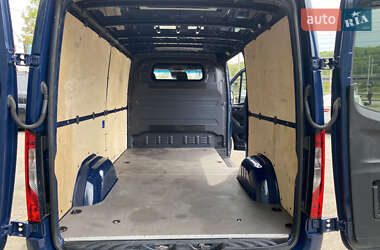 Грузовой фургон Mercedes-Benz Sprinter 2021 в 
