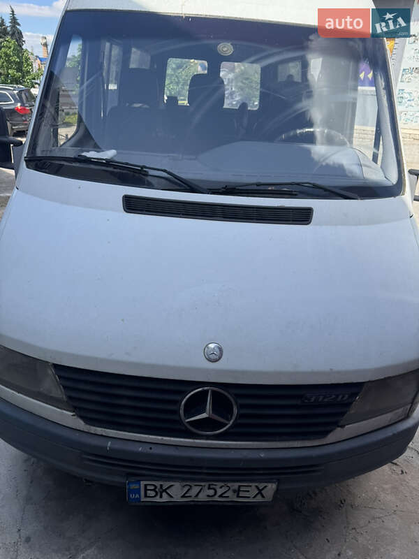 Микроавтобус Mercedes-Benz Sprinter 1999 в Дубно