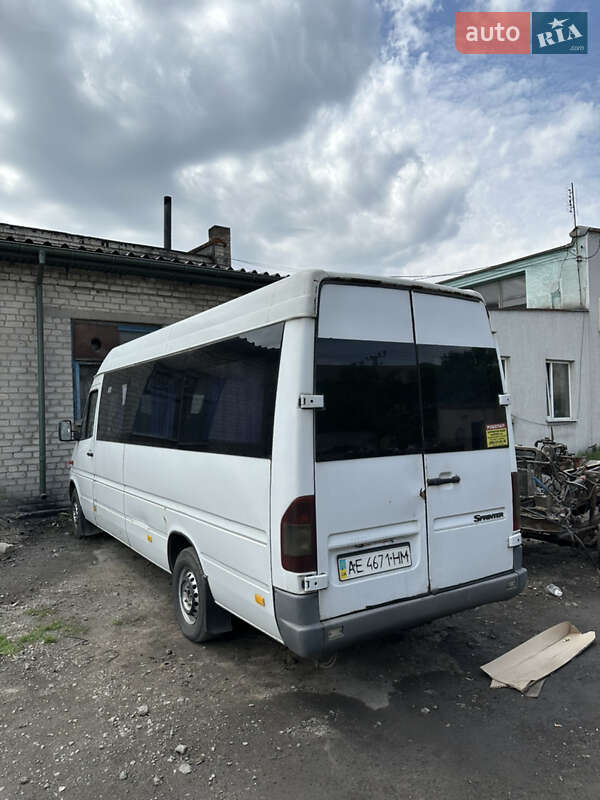 Mercedes-Benz Sprinter 2004