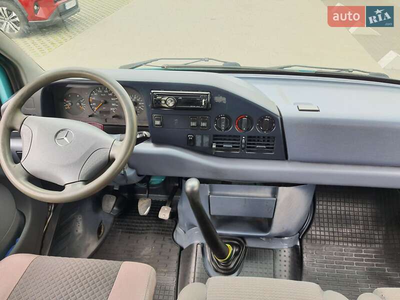 Вантажопасажирський фургон Mercedes-Benz Sprinter 1998 в Хмельницькому