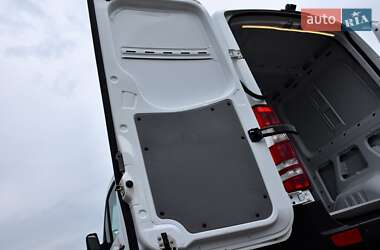 Вантажний фургон Mercedes-Benz Sprinter 2014 в 
