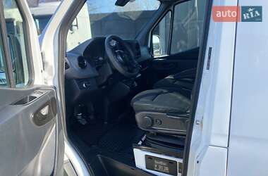 Вантажний фургон Mercedes-Benz Sprinter 2019 в 