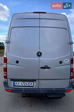 Грузовой фургон Mercedes-Benz Sprinter 2012 в 