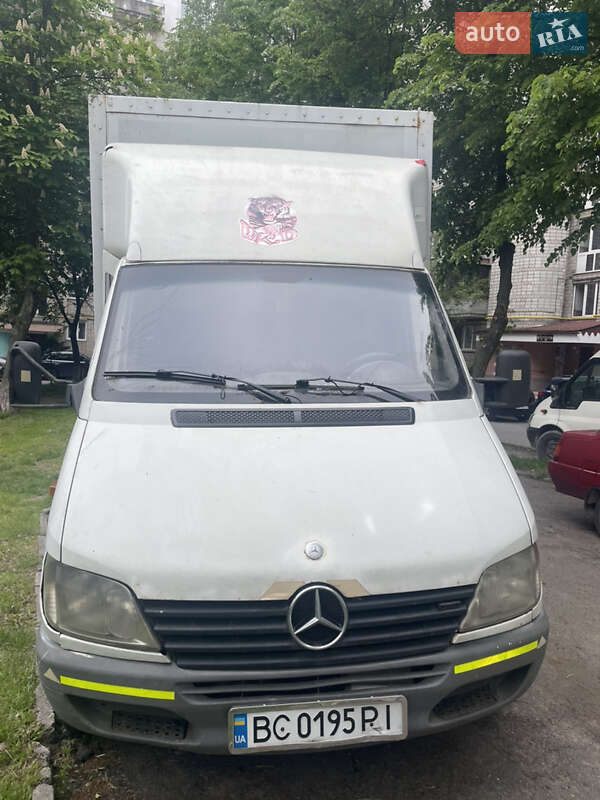 Mercedes-Benz Sprinter 2003