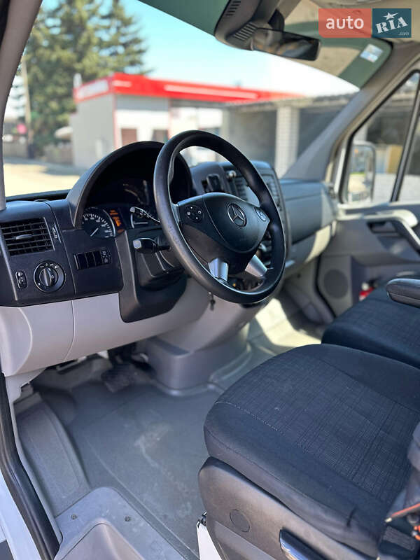 Вантажний фургон Mercedes-Benz Sprinter 2015 в Харкові