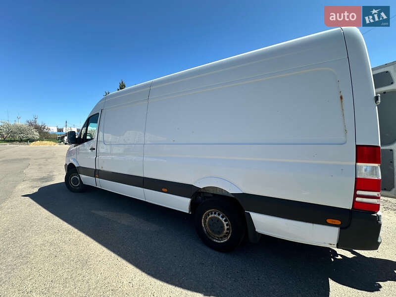 Вантажний фургон Mercedes-Benz Sprinter 2015 в Харкові