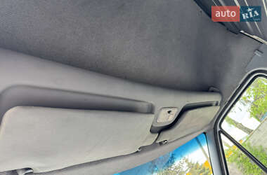 Грузовой фургон Mercedes-Benz Sprinter 2005 в 
