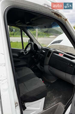Грузовой фургон Mercedes-Benz Sprinter 2011 в 
