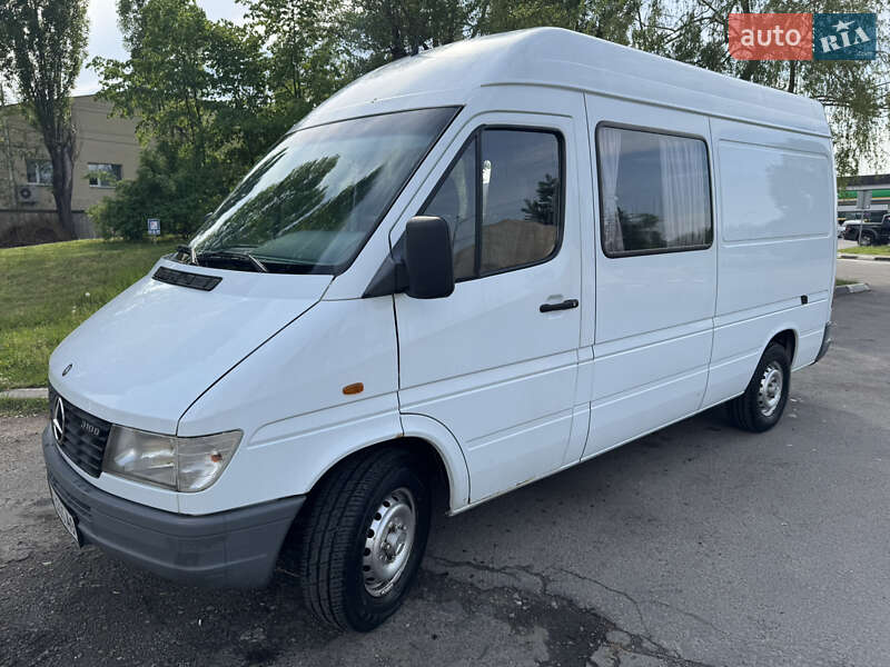 Інші автобуси Mercedes-Benz Sprinter 2000 в 