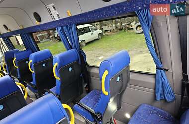 Туристичний / Міжміський автобус Mercedes-Benz Sprinter 2013 в 