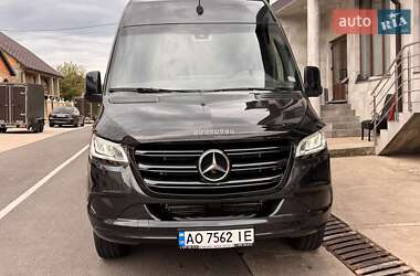 Грузовой фургон Mercedes-Benz Sprinter 2019 в 