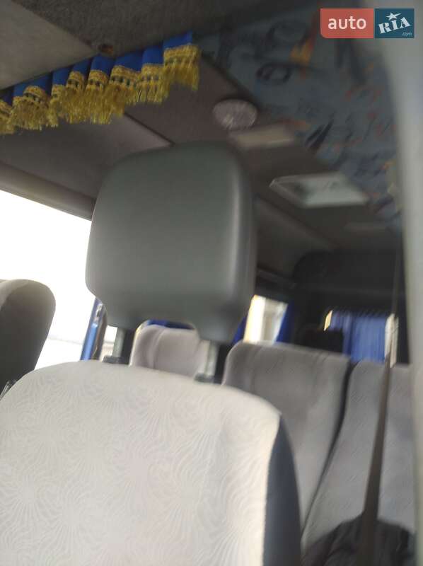 Микроавтобус Mercedes-Benz Sprinter 2001 в Стрые