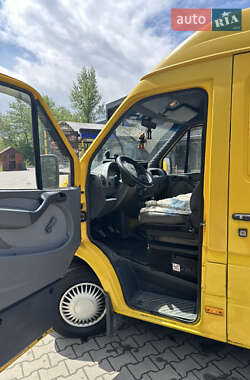 Грузовой фургон Mercedes-Benz Sprinter 2004 в 