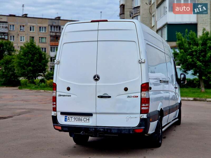 Грузовой фургон Mercedes-Benz Sprinter 2013 в Калуше