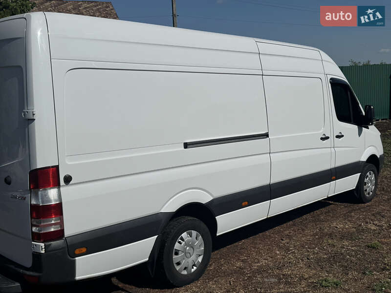 Вантажний фургон Mercedes-Benz Sprinter 2009 в Новій Водолагі