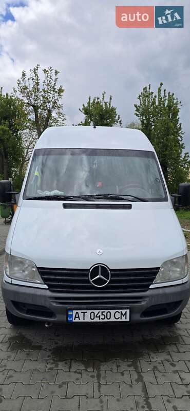 Микроавтобус Mercedes-Benz Sprinter 2000 в Ивано-Франковске