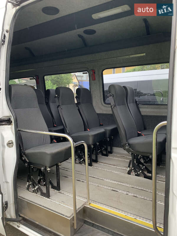 Туристичний / Міжміський автобус Mercedes-Benz Sprinter 2010 в Чернівцях
