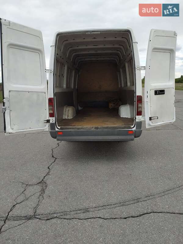 Вантажний фургон Mercedes-Benz Sprinter 2004 в Малині