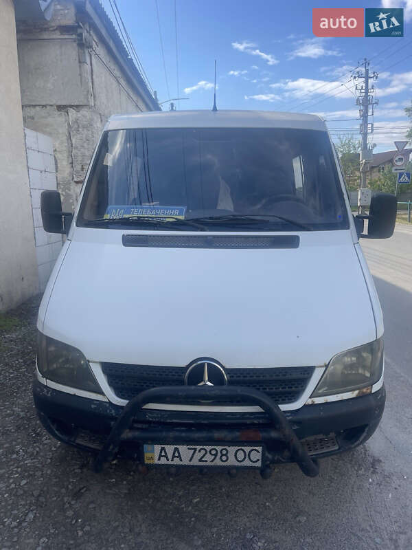 Mercedes-Benz Sprinter 2005