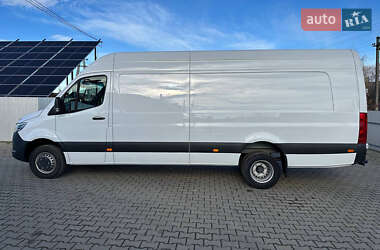 Грузовой фургон Mercedes-Benz Sprinter 2021 в 