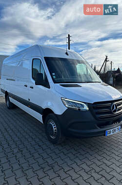 Грузовой фургон Mercedes-Benz Sprinter 2021 в 