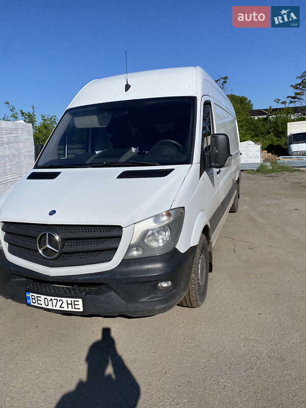 Грузовой фургон Mercedes-Benz Sprinter 2014 в 