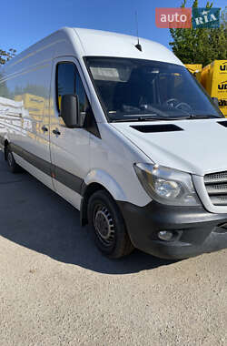 Грузовой фургон Mercedes-Benz Sprinter 2014 в 