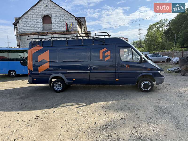 Грузовой фургон Mercedes-Benz Sprinter 2006 в Стрые