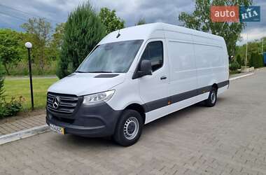 Грузовой фургон Mercedes-Benz Sprinter 2021 в 