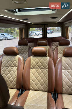Микроавтобус Mercedes-Benz Sprinter 2005 в 