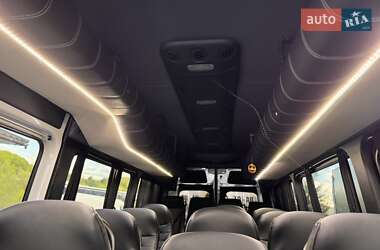 Туристичний / Міжміський автобус Mercedes-Benz Sprinter 2020 в 