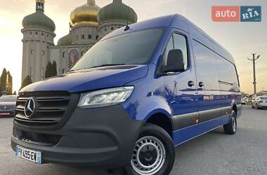 Вантажний фургон Mercedes-Benz Sprinter 2021 в 