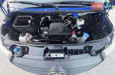 Вантажний фургон Mercedes-Benz Sprinter 2021 в 