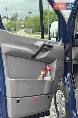Грузовой фургон Mercedes-Benz Sprinter 2011 в 