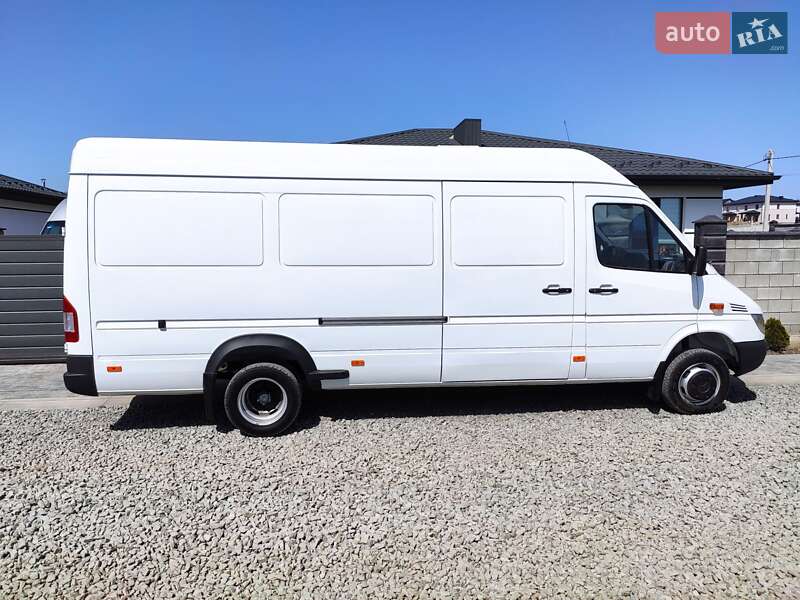 Грузовой фургон Mercedes-Benz Sprinter 2003 в Ровно