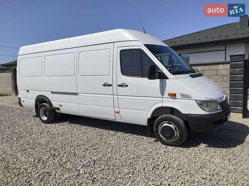 Грузовой фургон Mercedes-Benz Sprinter 2003 в Ровно